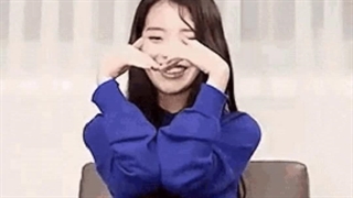 مود من وقتی کامنت میذارین:د)مخصوصا کامنت های تشکر و پیشنهادی خواستناتون♡