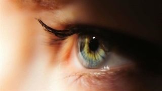 چشمانت - دکلمه شعر آرمان پرناک