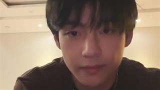 لایو تهیونگ ( BTS) در ویورس همراه زیرنویس فارسی آنلاین♡♡ در تاریخ 2023.10.5. کپ