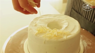 اموزش تزیین کیک شکلاتی خوشمزه