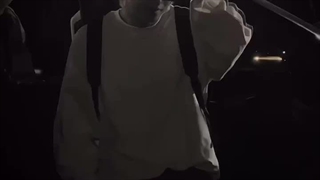 دیروز ایشون آمده بود لایو...لایو رو همراه ساب فارسی کامنت.