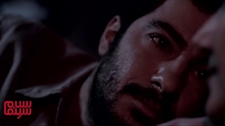 صحنه عاشقانه عصبانی نیستم در سینما-720p