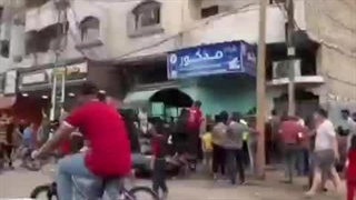 Long queues in Gaza to survive