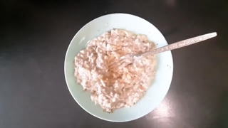 طرز تهیه صبحونه مقوی برای هوش کودک | صبحونه جو پرک و مغز ها برای تقویت هوش کودک | صبحونه مفید و مقوی