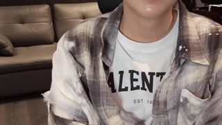 Suga last live همراه با زیرنویس آنلاین