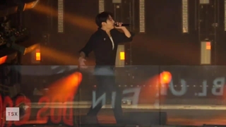 اجرای سوپرایزی جونگکوک ( BTS) در میدان نیویورک تایمز♡♡ ( درخواستی)