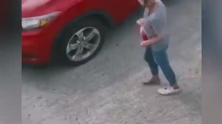 ❌️این زن وحشتناک داشت تو خیابون پرسه میزد و معلوم شد زامبیه!❌️ داستان مرموز زن زامبی در شهر سیاتل