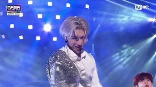 اجرای گروه ZEROBASEONE در ماما ۲۰۲۳ (CRUSH)