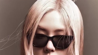 میخوام دو تا خبر مهمو بگممممممم_____یکیشو امشب میگم یکیشو پنجشنبه که همه باشن