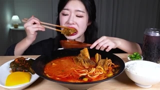 فود اسمر فام _ گوشت و برنج برای سرگرمی