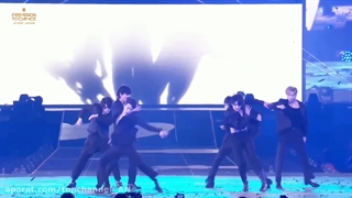 اجرای آهنگ بلک سوان توی کنسرت ₊✩‧₊˚౨BTSৎ˚₊✩‧₊