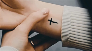 جوری که من سر این سکانس قلبم تیر کشید ، عشقم رفت اون لحظه