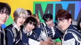 سنت جایزه گرفتن زیروبیسوان در ام ام ای خخخخخخخخخخخ