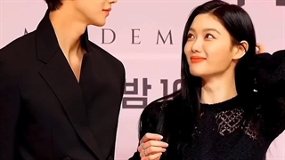 جوری که انقد کنار هم قشنگ و کیوتن،ژذاببب های منین