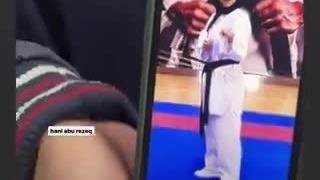 او قبل از اینکه تجاوزات جهود کافر اسرائیلی او را با جراحات روی تخت بگذارد، دانش آموز با استعدادو ورزشکاری موفق در رش4