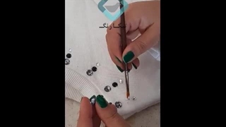 چسباندن منجوق روی لباس