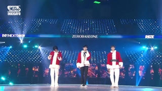 اجرای جینگل بل توسط هانبین و ته سان و انتون