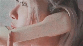 ملکه صدا ، الهه صدا ، بایس خودم : رزی (ادامه کپشن)