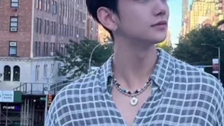 اینگلیسی حرف زدنش >>>>>