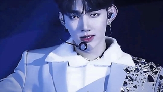 خنده هائو واقعا جذبه داره!!!!