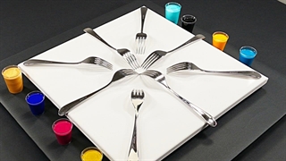 نقاشی جالب و زیبا با چنگال و رنگ اکریلیک مایع