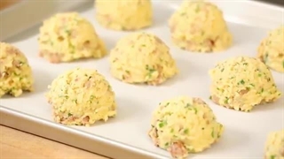 Breakfast Biscuits with Sausage & Cheddar | Low-Carb + Gluten-Free + Easy To Make