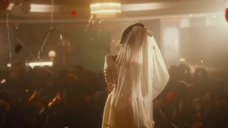 صدای بهشتی :) ( IU . V )