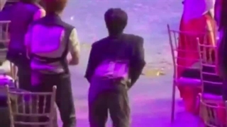 کسی میدونه این کیه؟