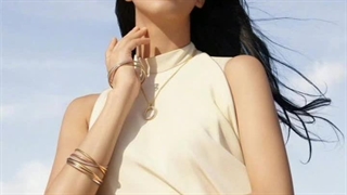 عکس منتشر شده از جیسو برای صدمین سالگرد برند Cartier و کمپین trinity ♡_♡