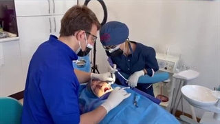 دکتر الیاهو متخصص ایمپلنت جراحی ایمپلنت سوییسی