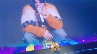 اونوو یک ورژن جدید از آهنگ jealousy رو خوند