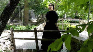 موزیک ویدئو در امتداد خزر کاری از رزیتا دغلاوی نژاد "ملکه زیبایی ایران " و محمدجواد زارع مهذبیه "خواننده و کارگردان سینما"